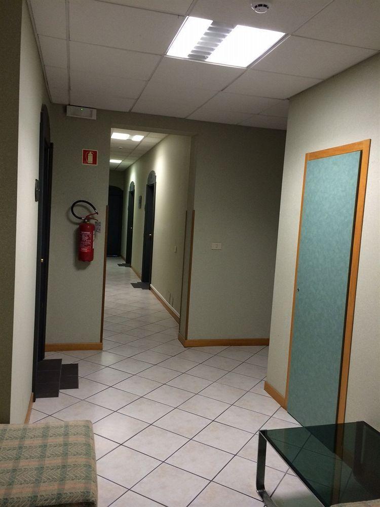 Residence Italia Dormelletto Kültér fotó